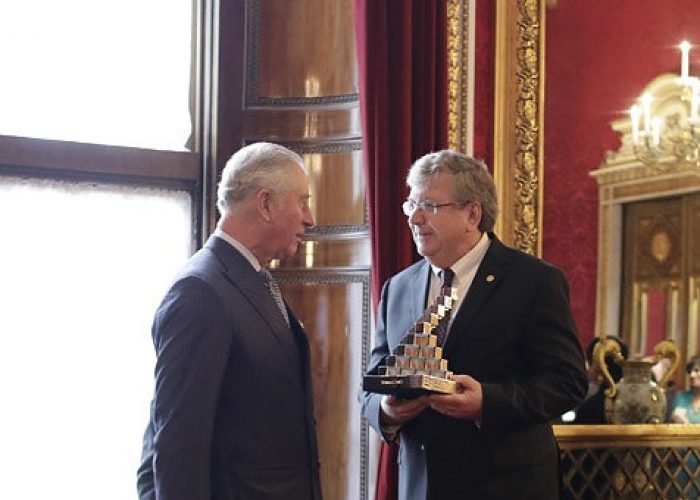 HRH The Prince of Wales presents the QE Prize trophy to Eric Fossum at the 2017 QEPrize Presentation